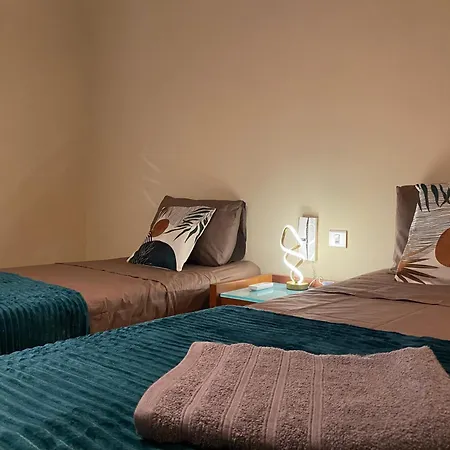 Apartamento Seafront Harbour Haven - Steps To Ferry, Shops And Beaches *