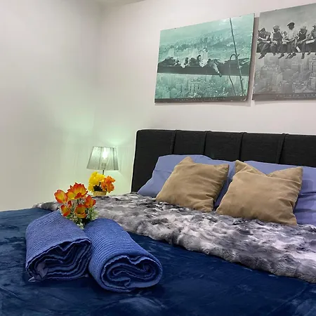 Apartamento Seafront Harbour Haven - Steps To Ferry, Shops And Beaches