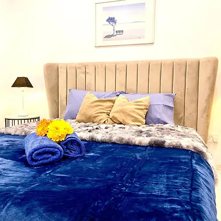 Lägenhet Seafront Harbour Haven - Steps To Ferry, Shops And Beaches *