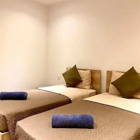 Apartment Seafront Harbour Haven - Steps To Ferry, Shops And Beaches Sliema