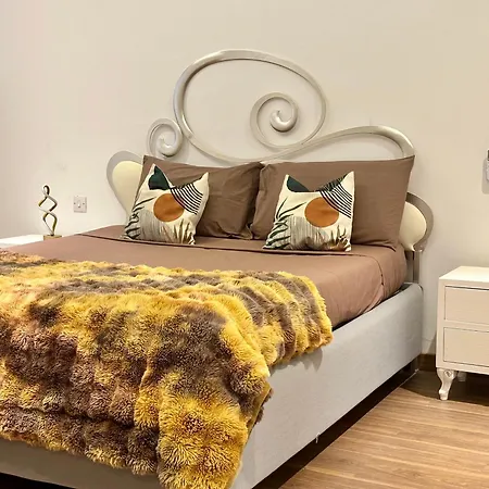 Seafront Harbour Haven - Steps To Ferry, Shops And Beaches Lägenhet Sliema