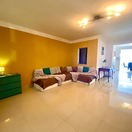 Seafront Harbour Haven - Steps To Ferry, Shops And Beaches Sliema