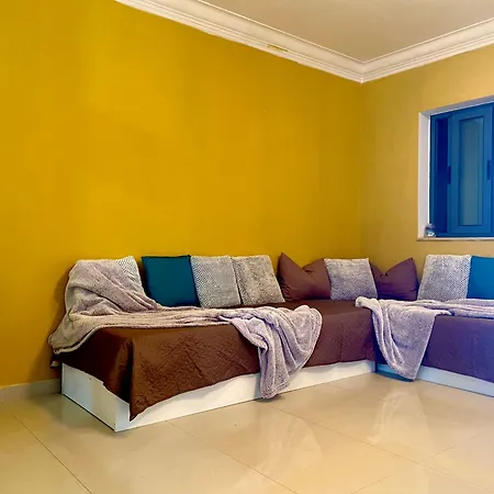 Seafront Harbour Haven - Steps To Ferry, Shops And Beaches