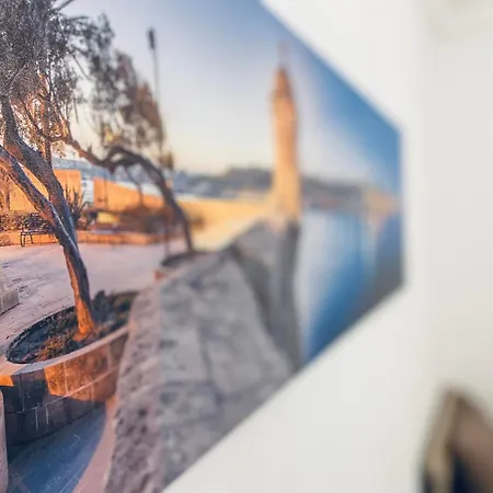 Seafront Harbour Haven - Steps To Ferry, Shops And Beaches * Sliema