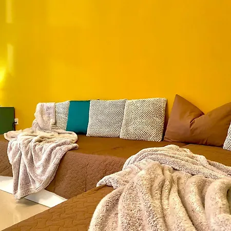 Seafront Harbour Haven - Steps To Ferry, Shops And Beaches Sliema