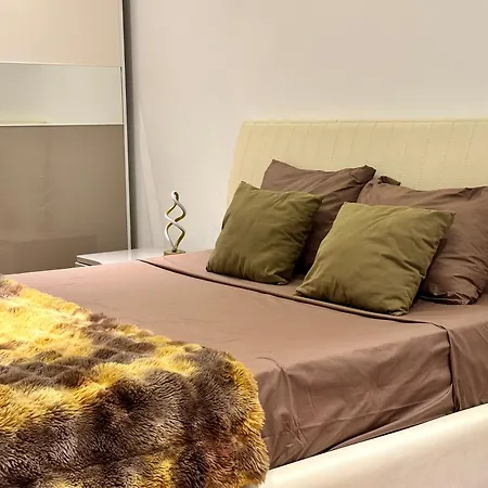 Seafront Harbour Haven - Steps To Ferry, Shops And Beaches Apartmán Sliema