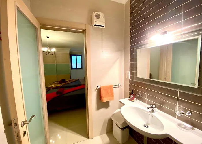 아파트 Seafront Harbour Haven - Steps To Ferry, Shops And Beaches 슬리에마