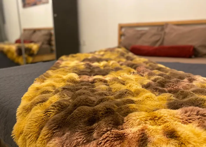 Seafront Harbour Haven - Steps To Ferry, Shops And Beaches 아파트 슬리에마