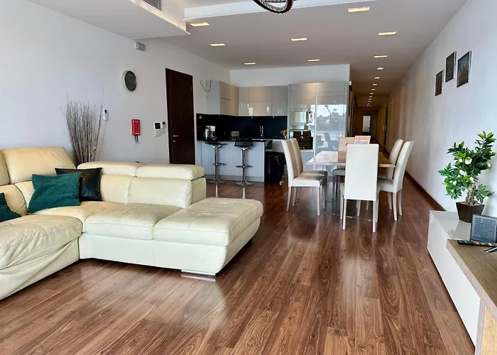 Seafront Harbour Haven - Steps To Ferry, Shops And Beaches * 슬리에마